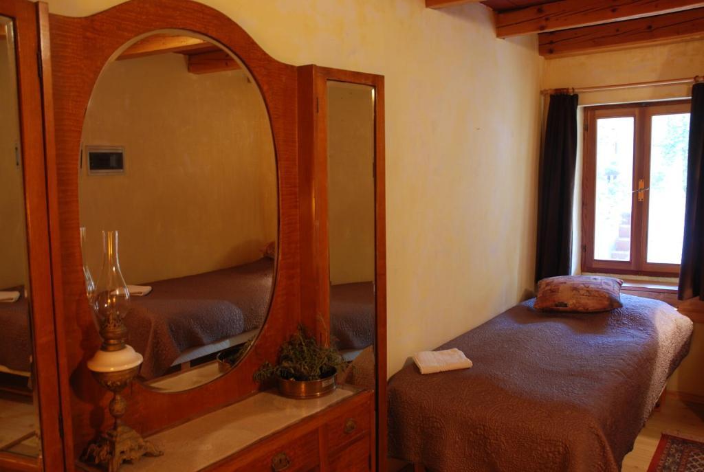 Kamene Price Rooms, Music And Food Bale Room photo